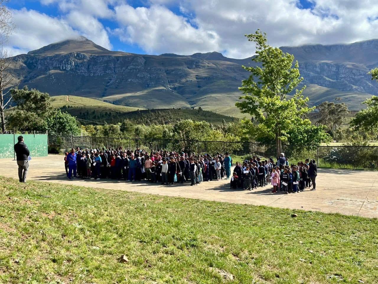 Greyton Primary School learners gathered on the school grounds with the Riviersonderend mountains behind them