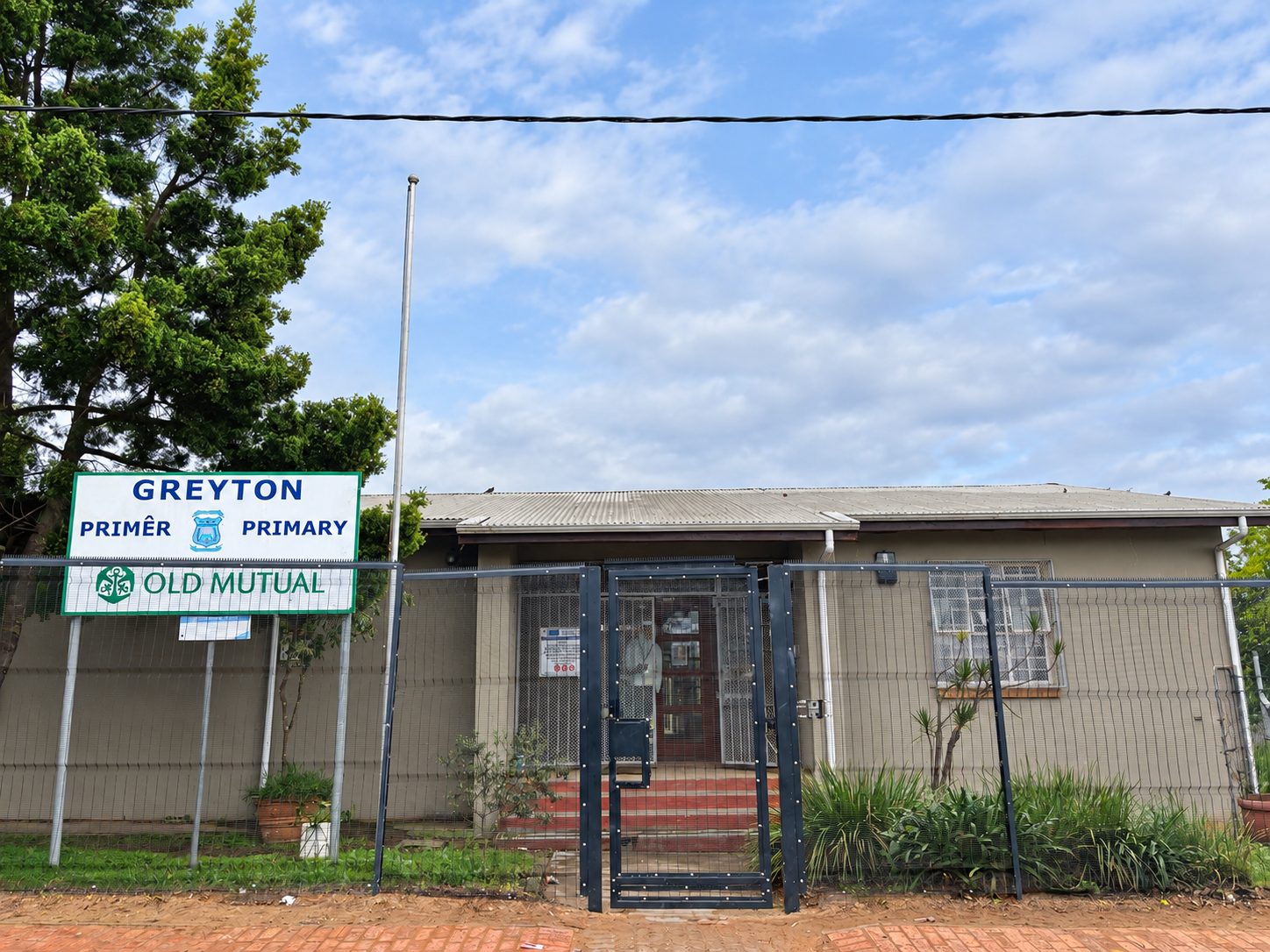 Greyton Primary School sign at the entrance gate